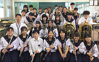 5 附属坂出中学校吹奏楽部